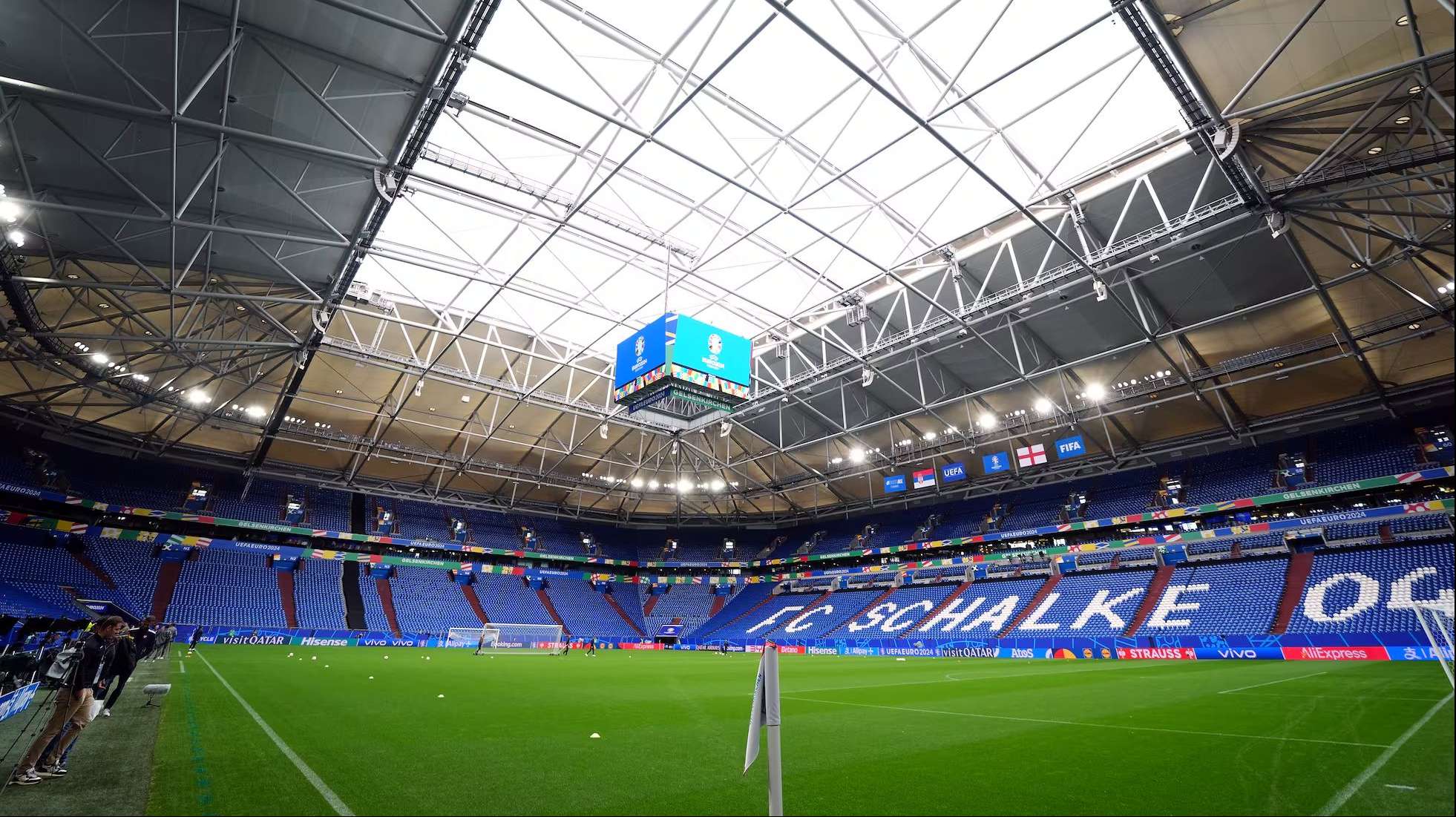 Edited-veltinsarena.jpg