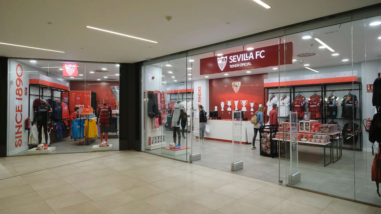 Tienda_Torre_Sevilla