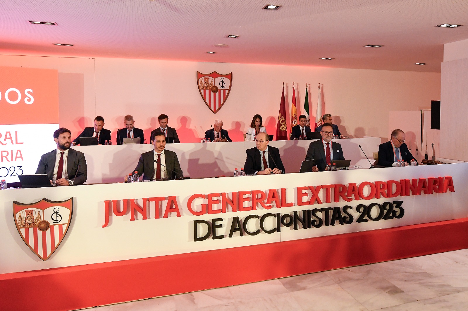 88.49% OF THE SHARE CAPITAL REPRESENTED AT THE EXTRAORDINARY GENERAL  MEETING | Sevilla FC
