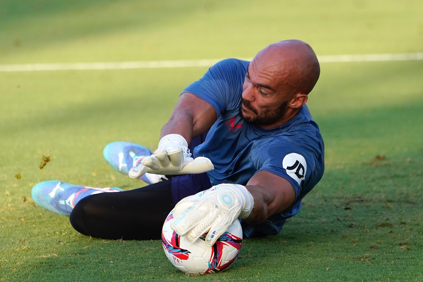 Marko Dmitrović Đứng Vững Trong Khung Gỗ Sevilla – Trụ Cột Bất Bại