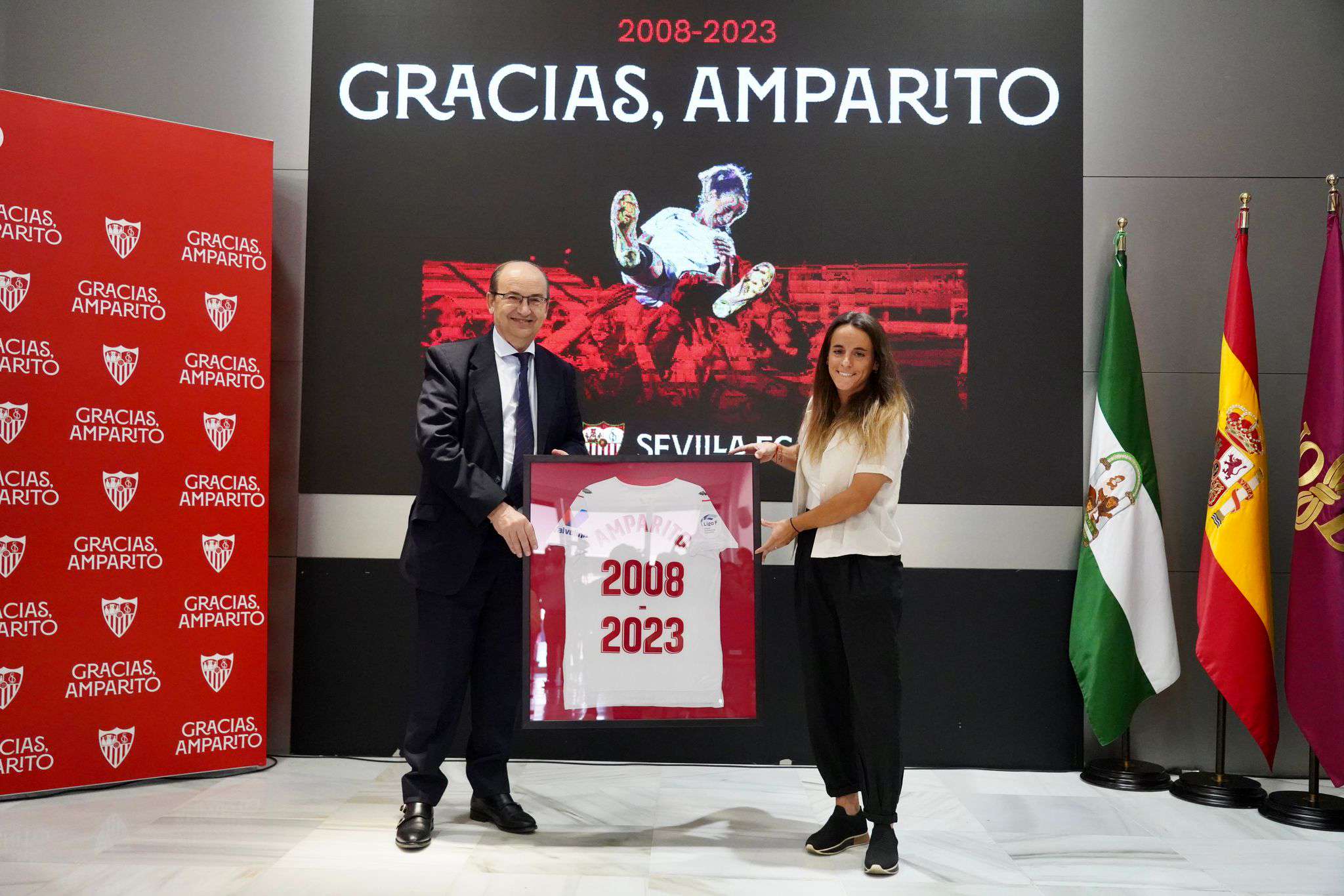 José_Castro_reconocimiento_Amparito